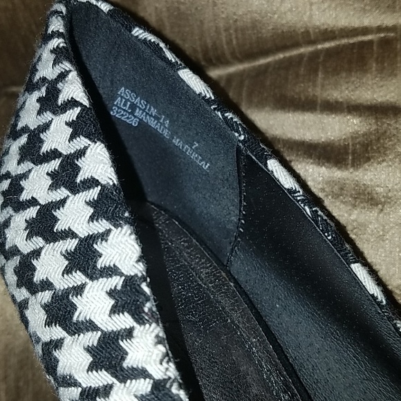 Assassin-14 Anne Michelle Houndstooth Shoes - Picture 4 of 5